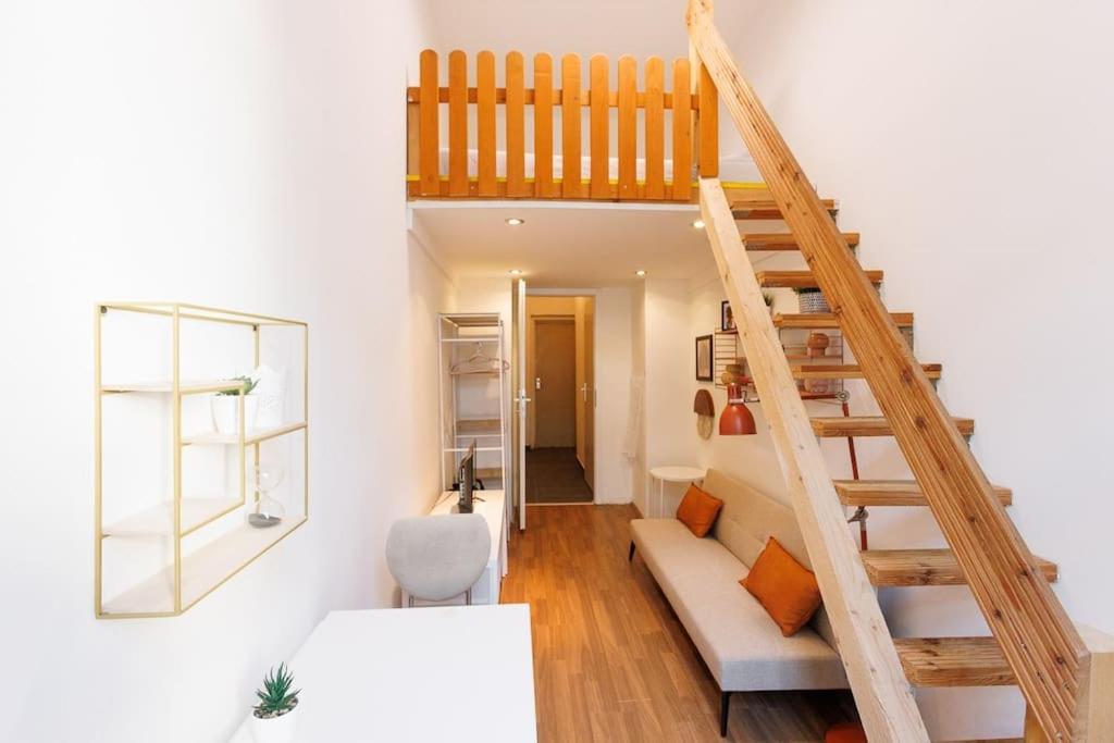 Urban Capsule Apartment - Near Mariahilfer Strasse Виена Екстериор снимка